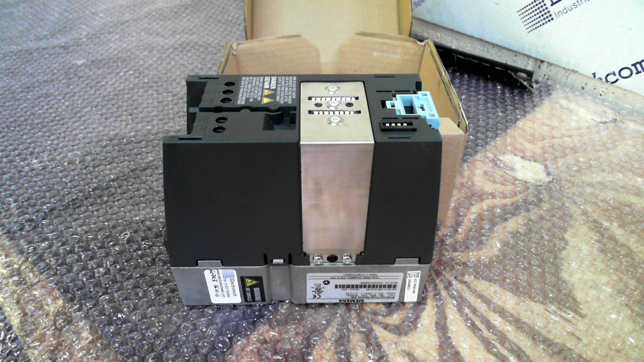 Siemens 6SL3210-1SE12-2UAO Power Module