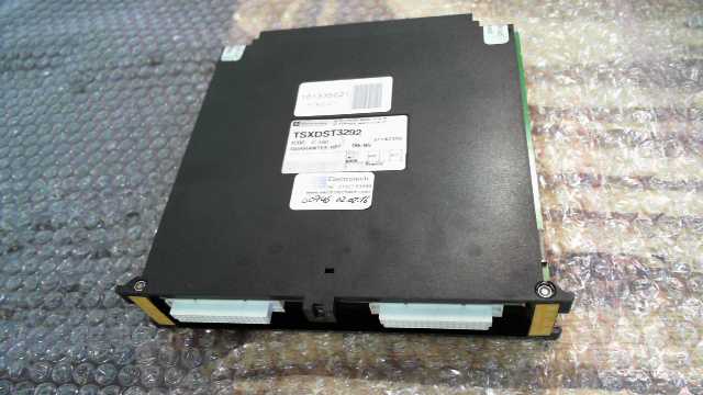 Telemecanique TSX DST 3292 output module