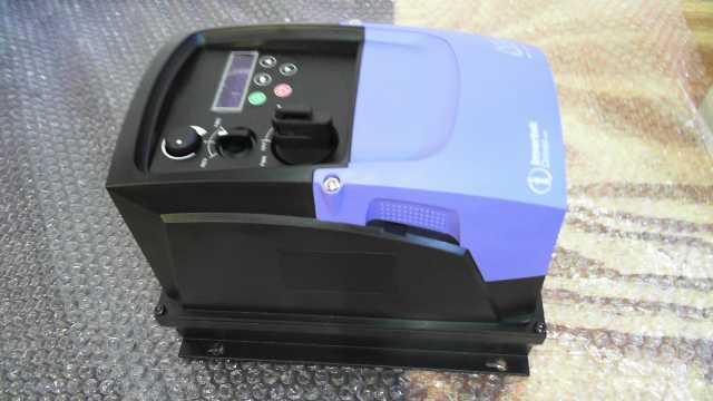 Invertek ODE-2-12037-1KB1Y Inverter