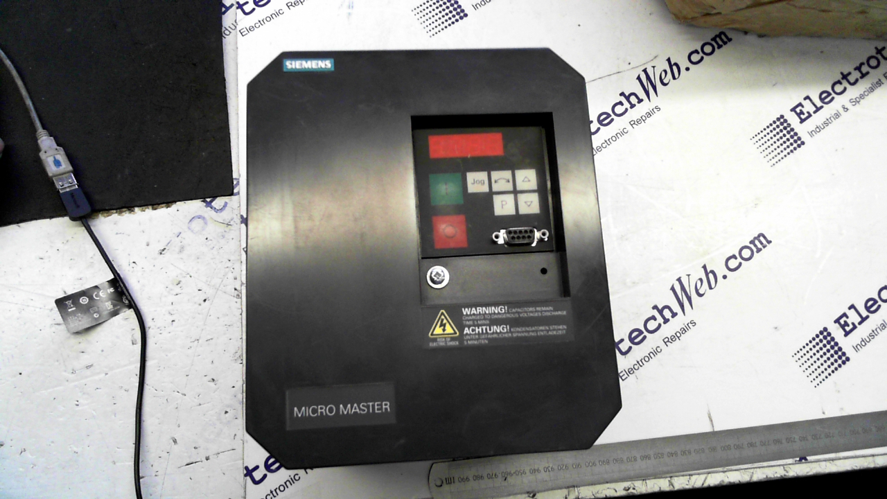 Siemens 6SE3-115-8DC40 Inverter