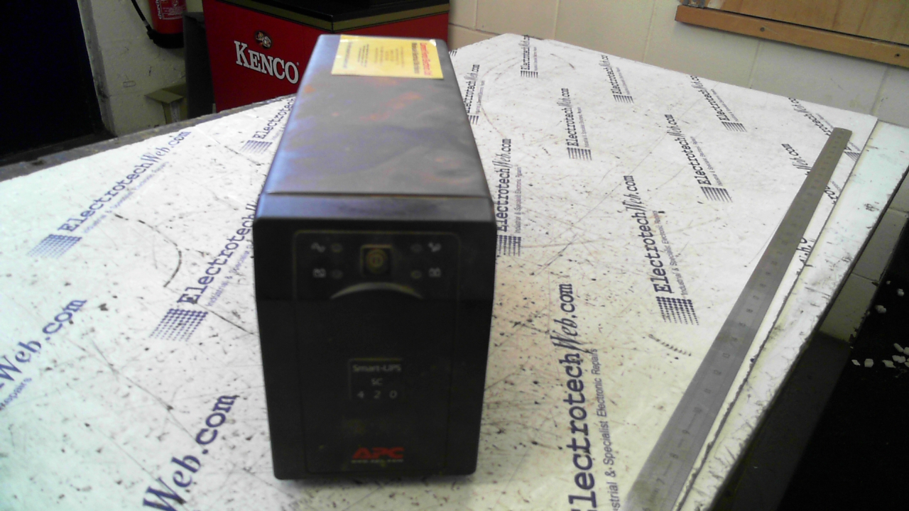 APC SC4201 UPS