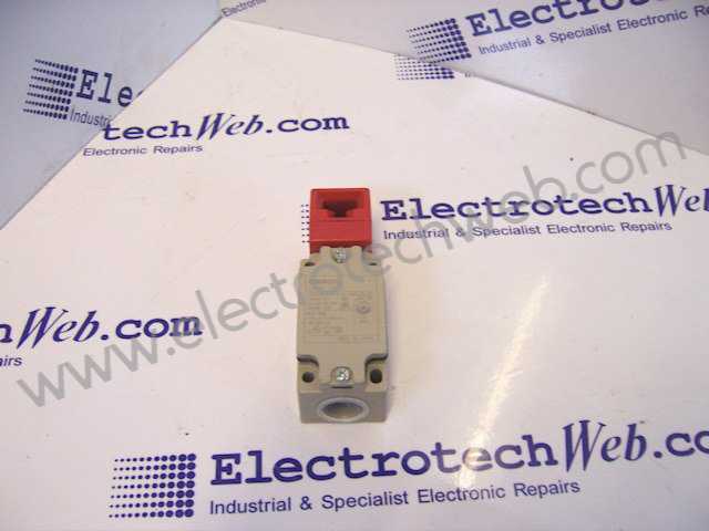 Omron D4BS15FS Safety Interlock