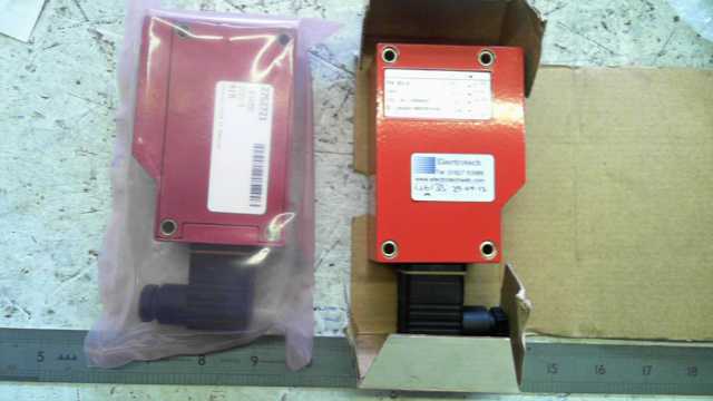 Lutze RK85/4 Retro-Reflective Photoelectric Senor
