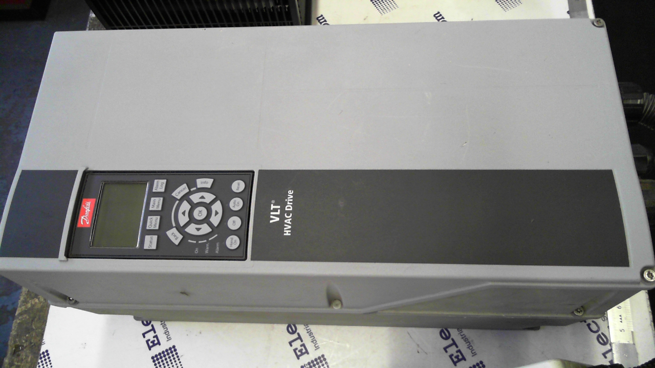 Danfoss 131B5480 Drive