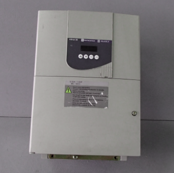 Schneider Electric ATV28HU90N4 Drive