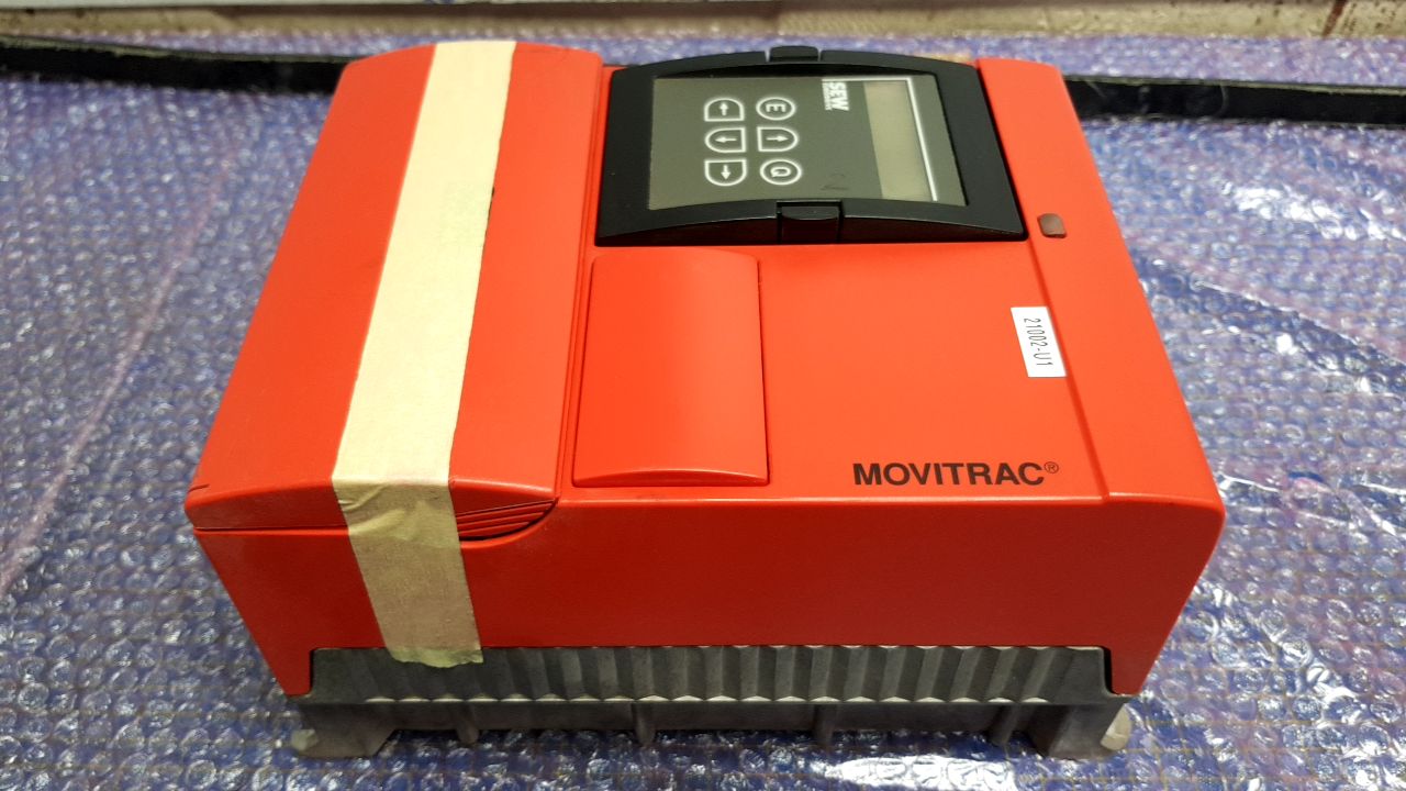 SEW Movitrac 31C022-503-4-00 Inverter