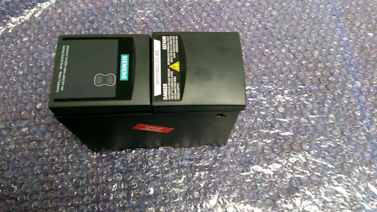 Siemens Micromaster 6SE6420-2AB15-5AA1 Inverter