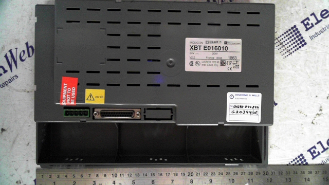 Telemecanique XBT E016010 Operator Panel