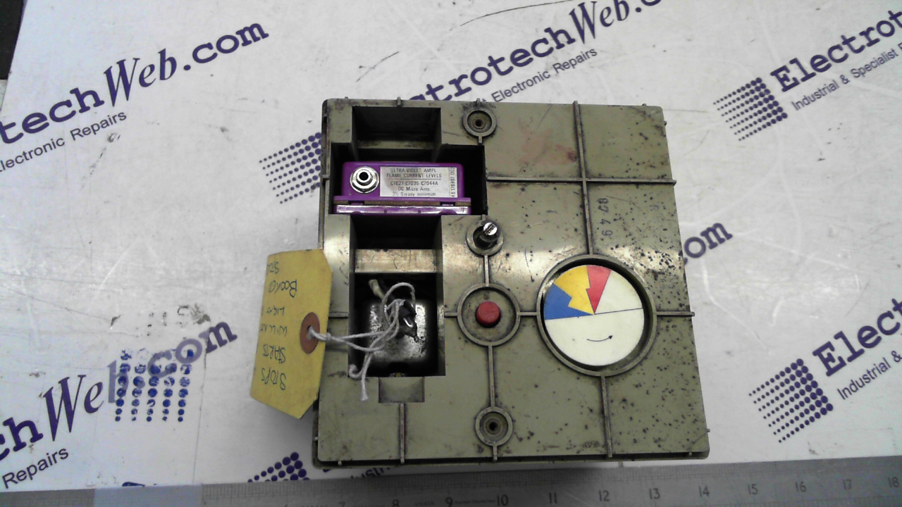 Honeywell R-4341-B-1096 Flame Safeguard Controller