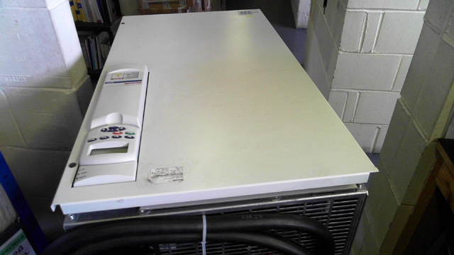 Rexroth Indramat RD52.1-4B-200-R-V1-FW Inverter