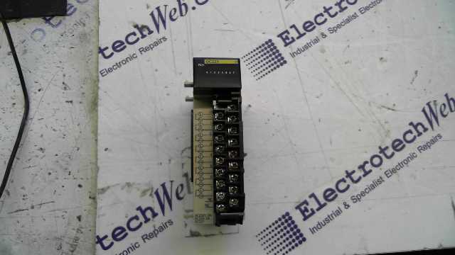 Omron CQM1-OC221 PLC Output Module