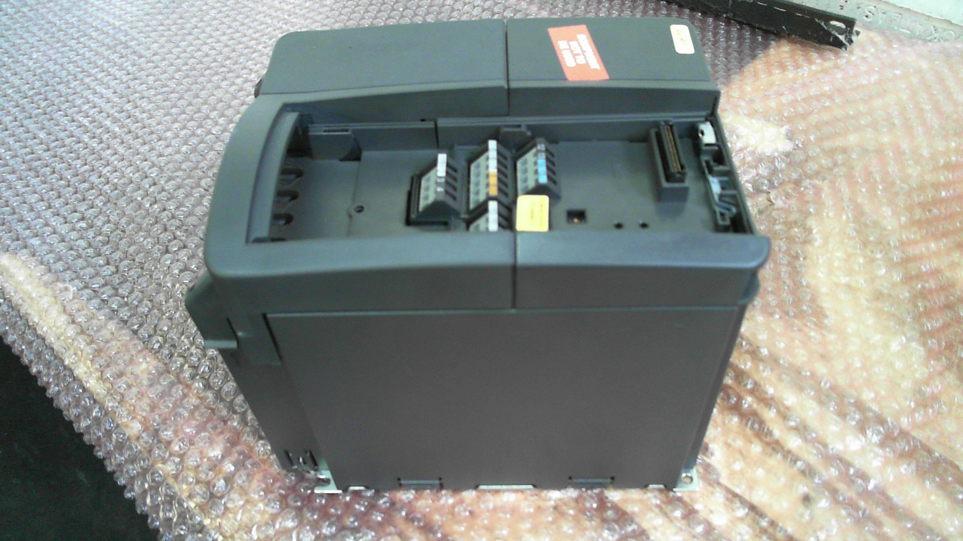 Siemens 6SE6420-2AD22-2BA1 AC Drive