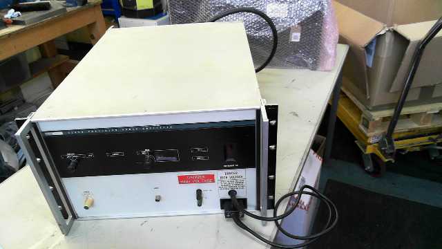 Fluke 5205A High Voltage Power Amplifier