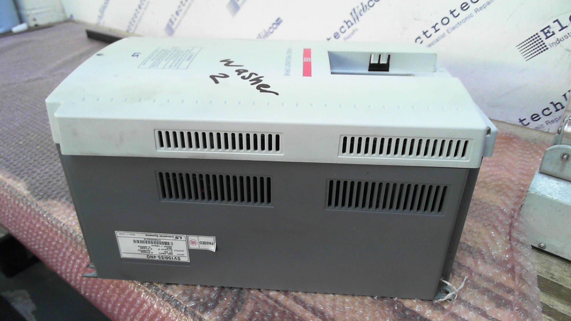 LS Industrial Systems SV150IS5/4NO Inverter