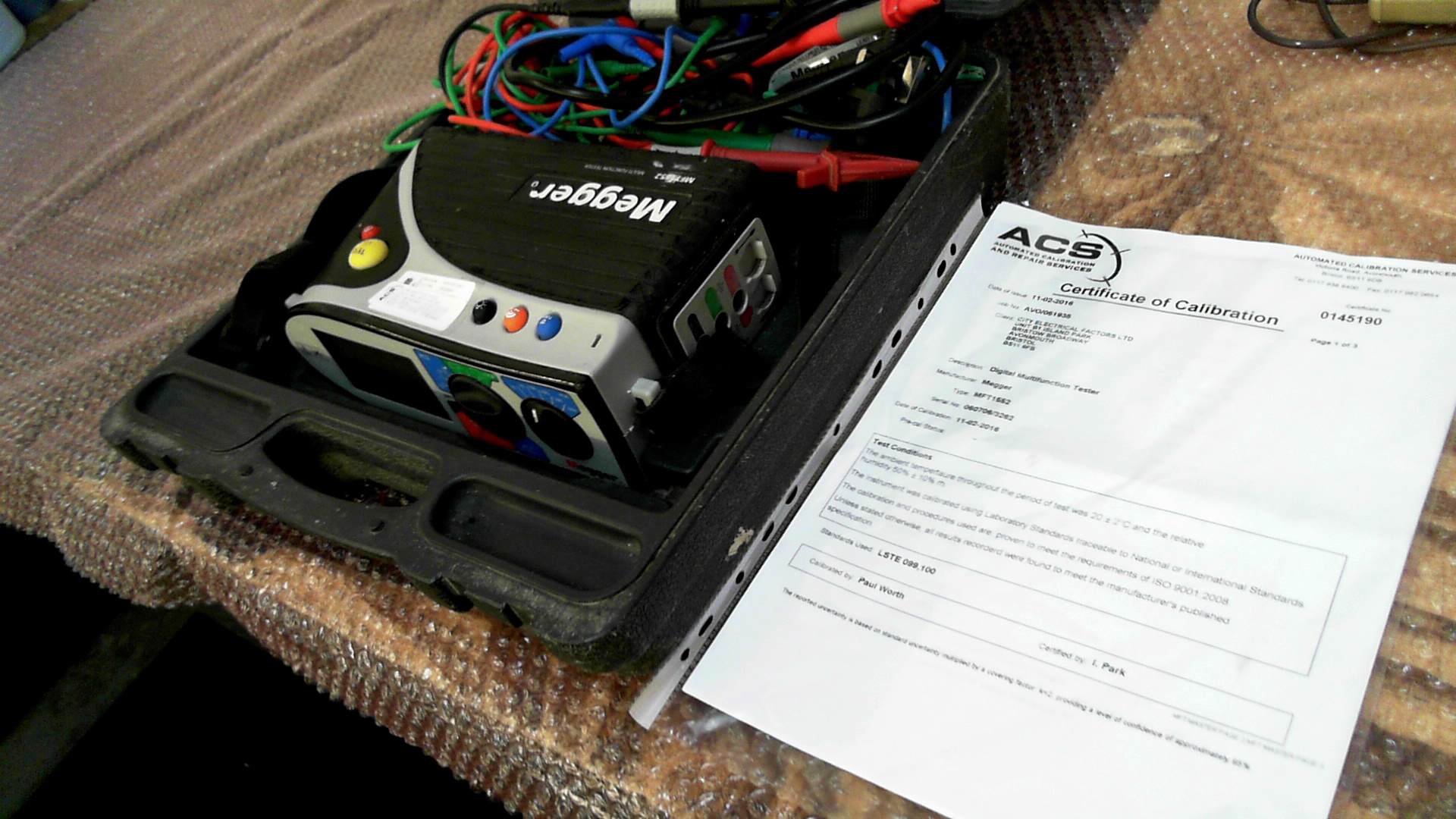 Megger MFT1552 Multimeter Tester Kit