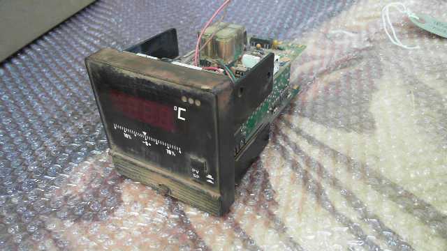 Honeywell SLD 14-AC-101-E-101-A Temperature Controller