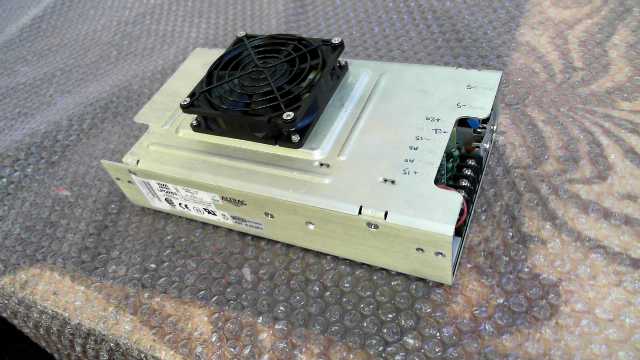 Artesyn Embedded Technologies LPQ253 Power Supply