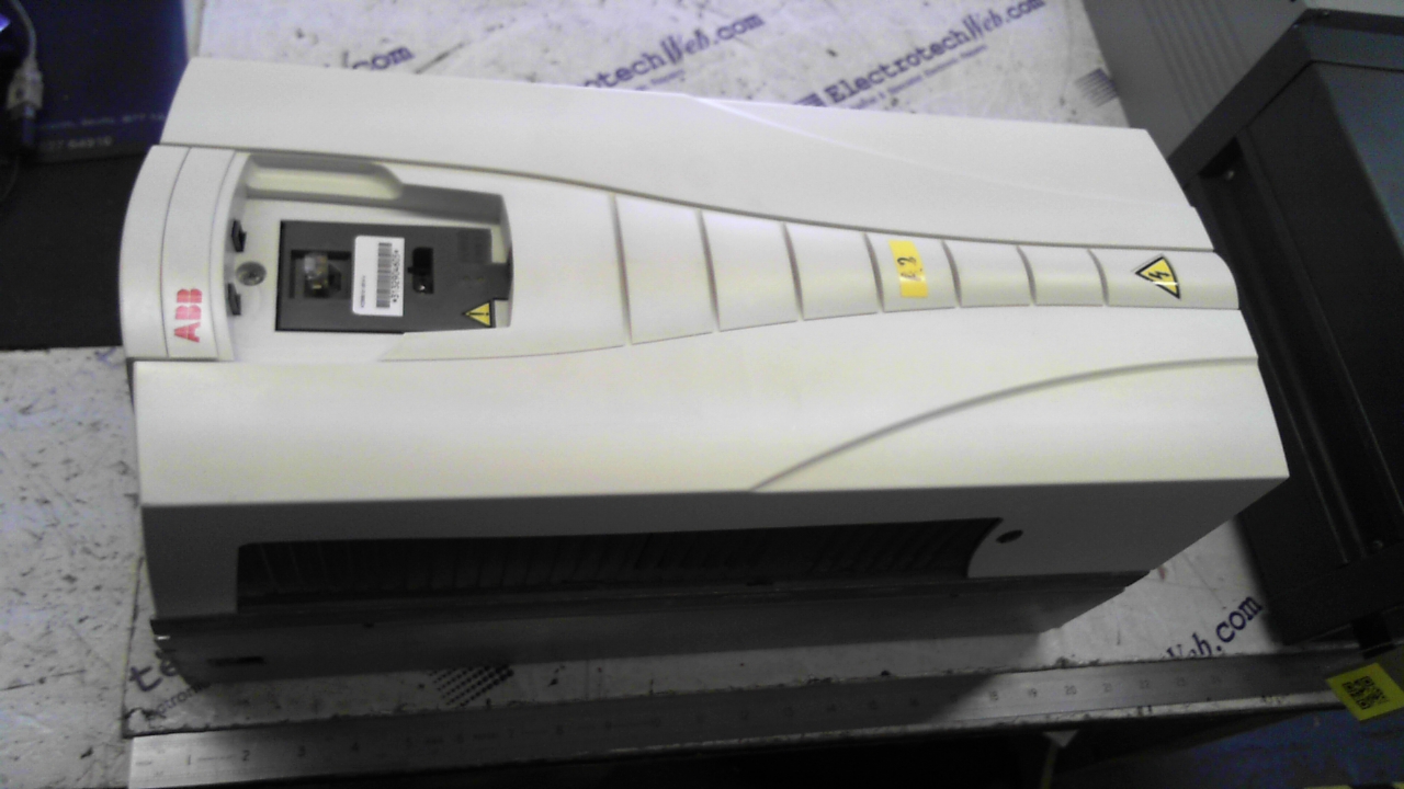 ABB ACS550-01-031A-4 Inverter