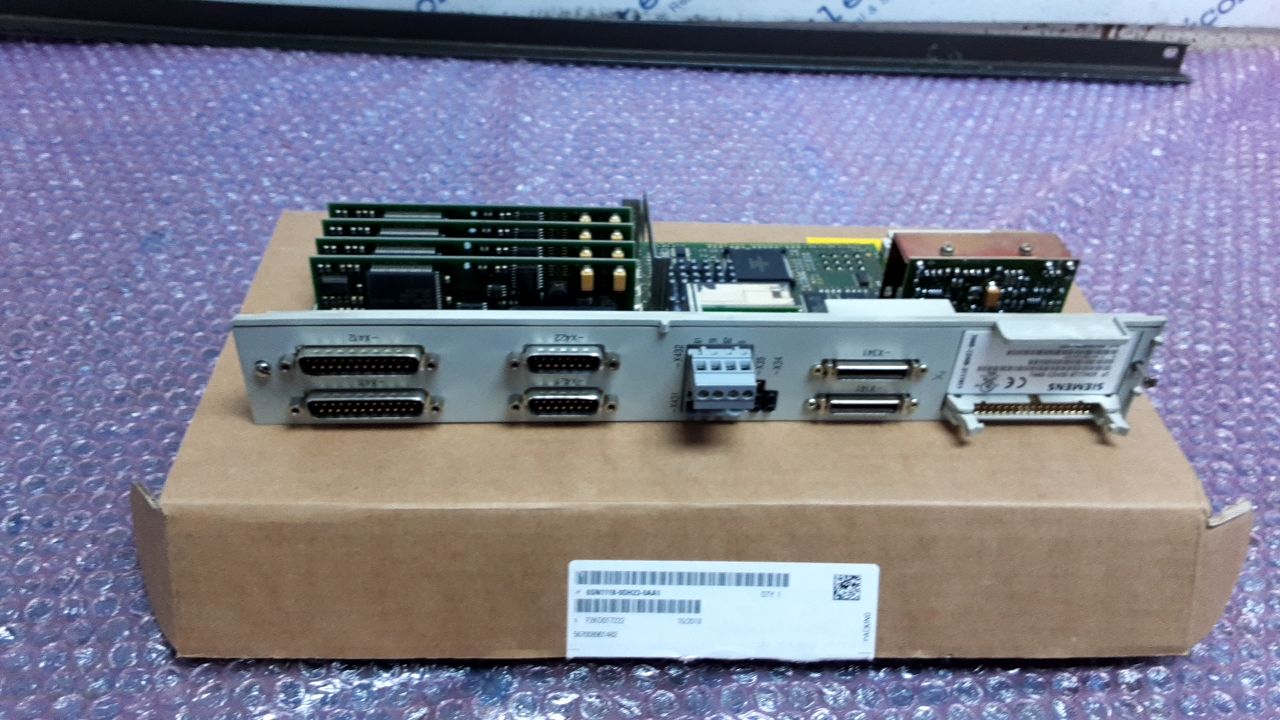 Siemens 6SN1118-0DH23-0AA1 Control Module