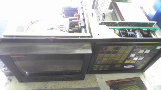 Fanuc D9MR-10A CRT Display Module