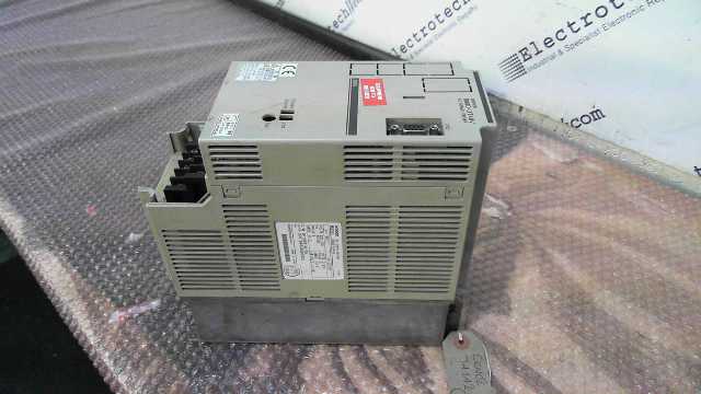 Omron R88D-UT40V Servo Drive