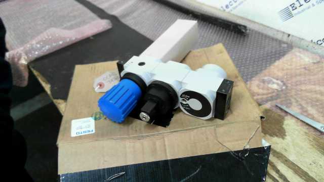 Festo LFR-1/2-D-MIDI-A Filter Regulator