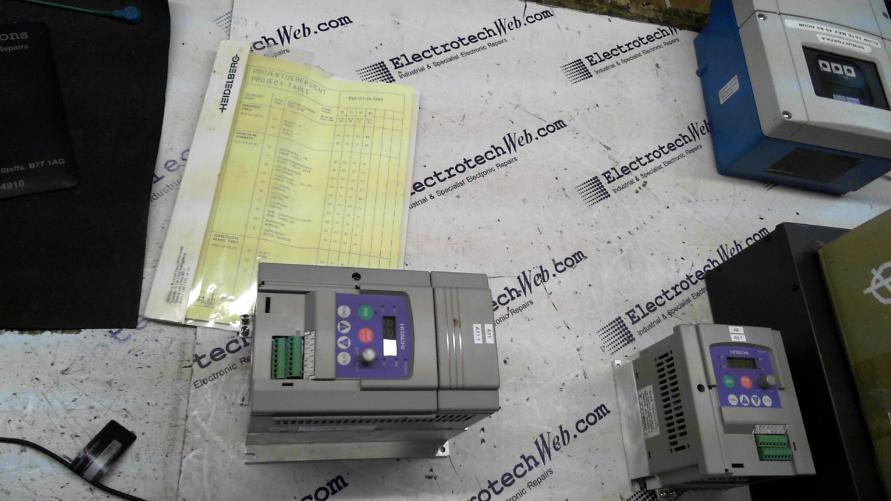 Hitachi SJ100-015NFE Inverter