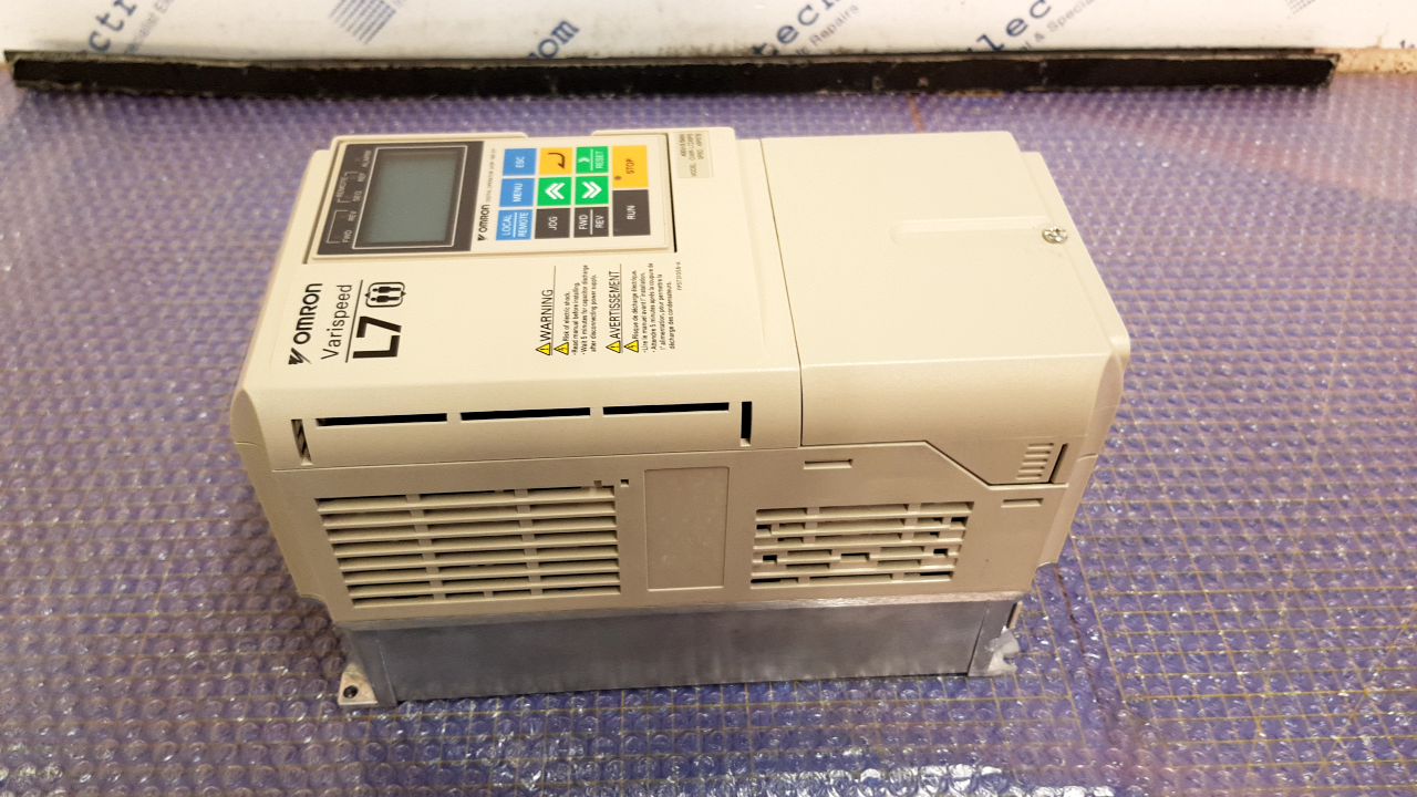 Omron CIMR-L7Z45P5 Inverter