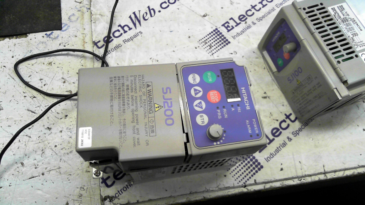 Hitachi SJ200-004NFEF Drive