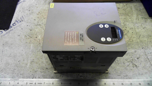 Telemecanique ATV31HU22M2 Inverter