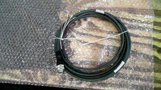 Balluff BKS-S232-PU-05 5M 8 pin connector with cable