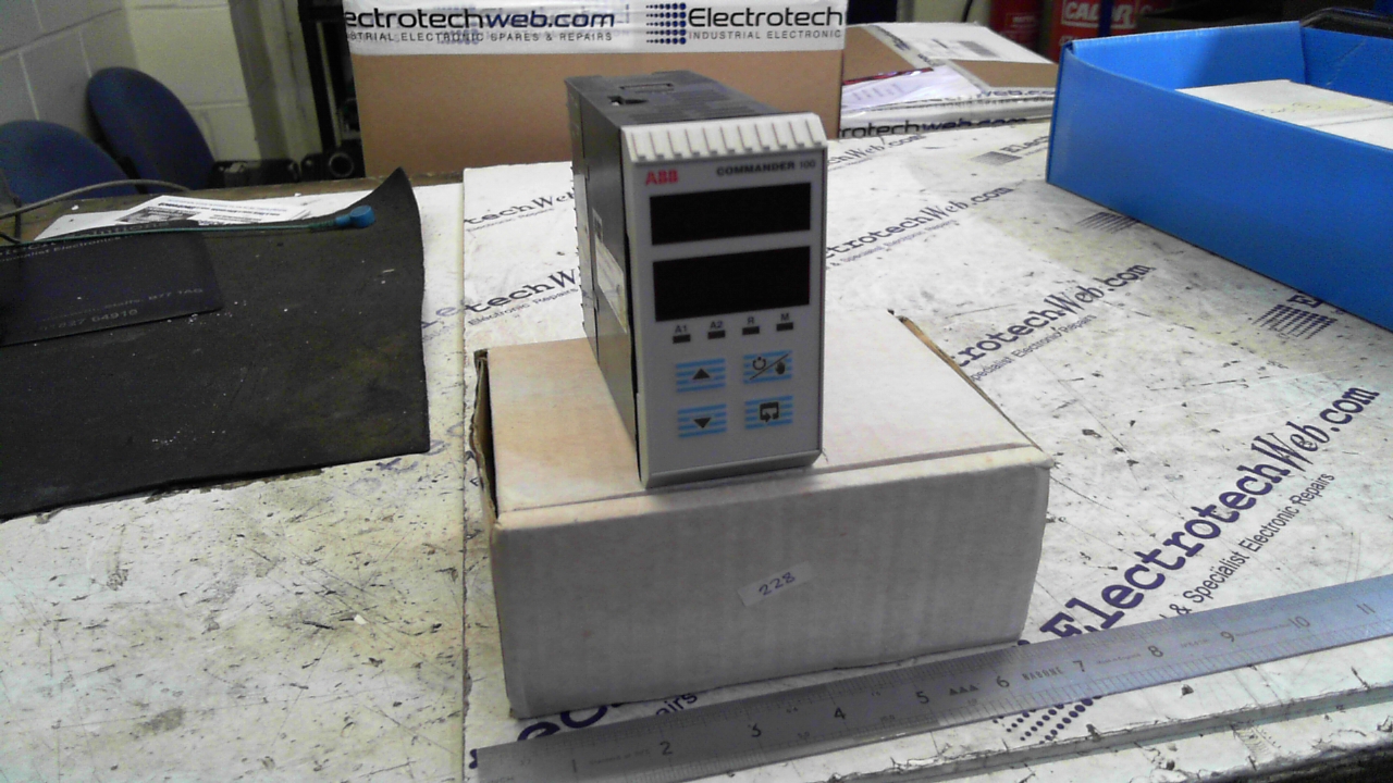 ABB V100 Process Controller