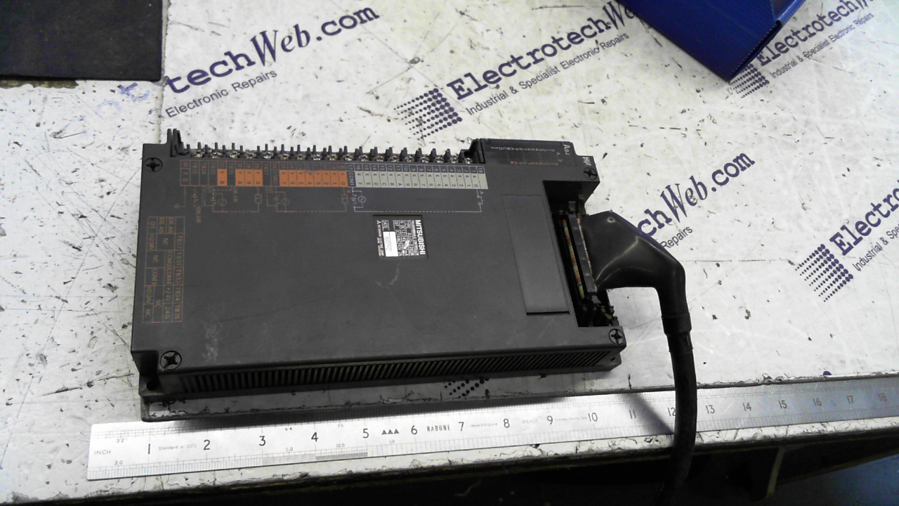 Mitsubishi A0J2-E28DR PLC Module
