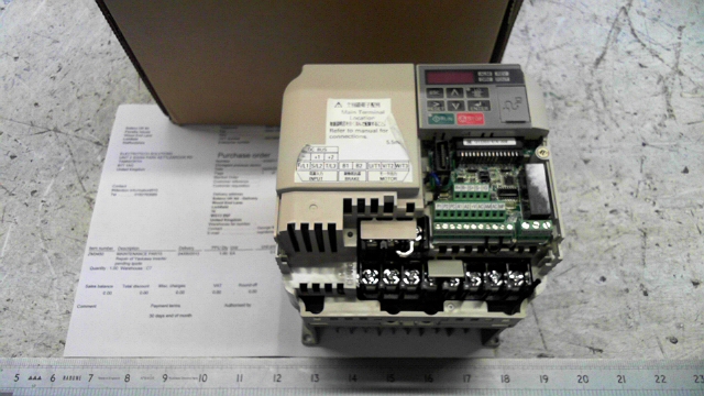 Yaskawa CIMR-VU4A0011BMA Inverter