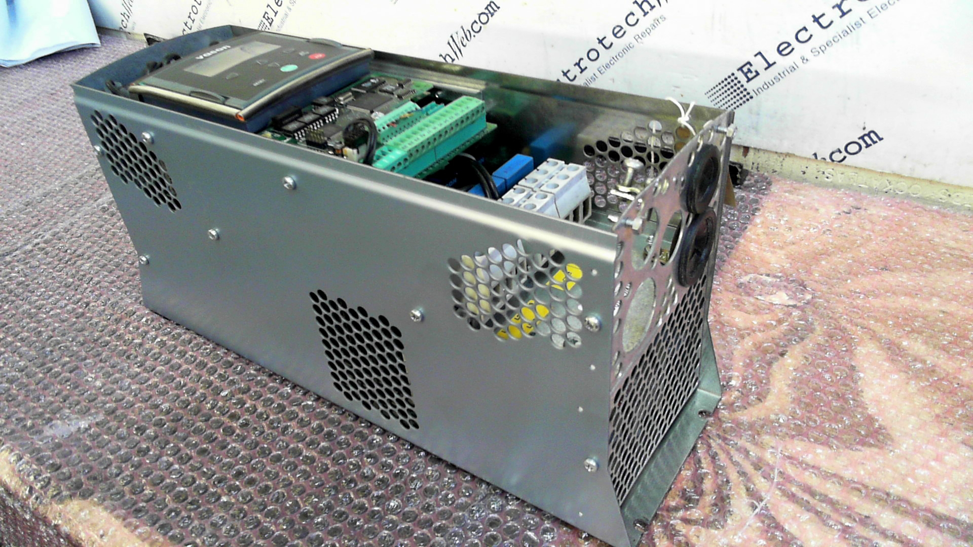 Vacon CN11CXS4G2/1 Inverter