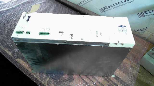 Lenze 9210 33.9215E Servo Drive
