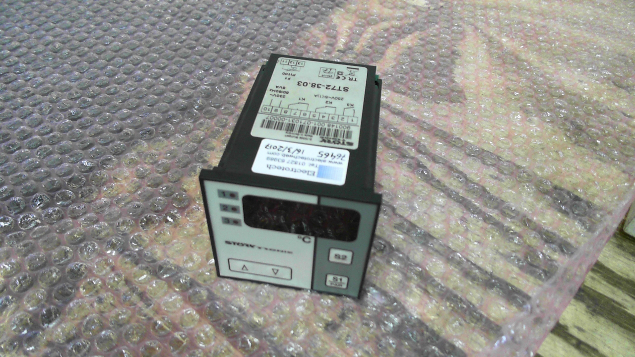 Storktronic ST72-38.03 Termperature Controller
