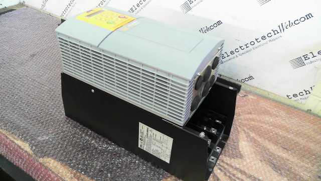Parker 590P-23270020-P00-D4A0 Drive