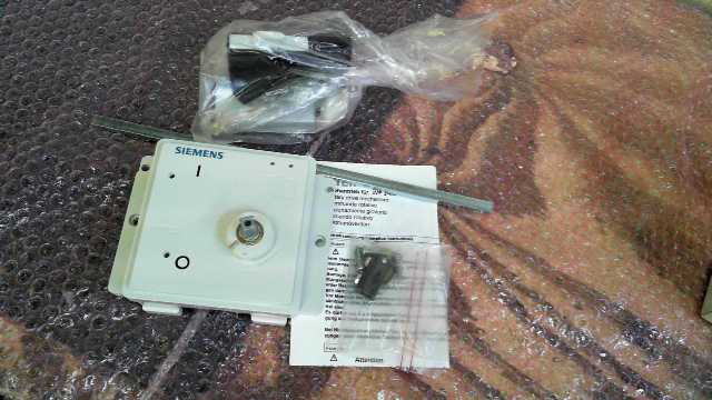 Siemens 3VF9523-1EA00 Rotary Drive Knob Breaker Kit