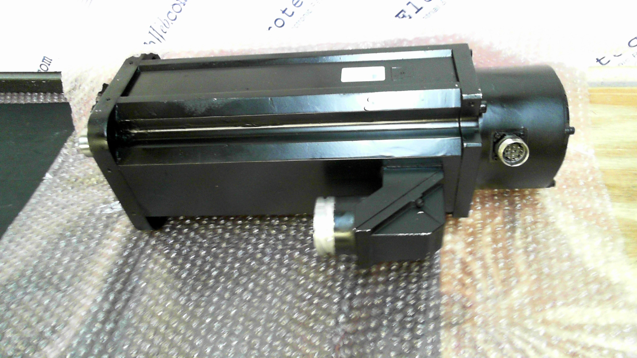 Rexroth Indramat MKD093C-058-KG1-AF Servo Motor