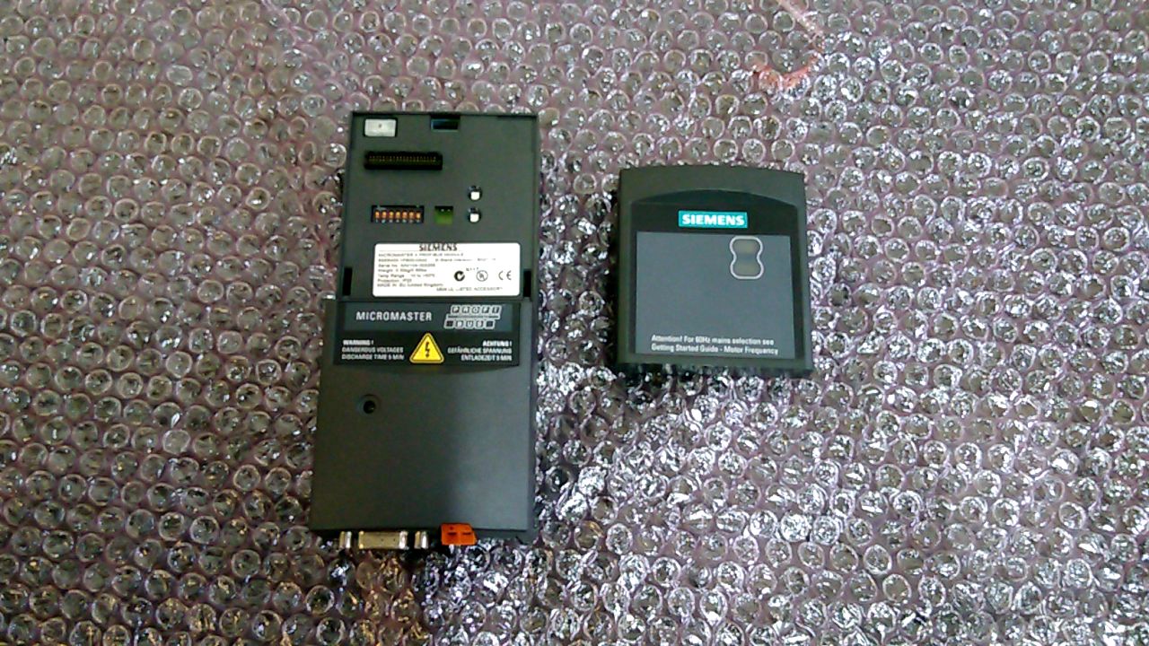 Siemens 6SE6400-1PB00-0AA0 Micromaster Profibus Module