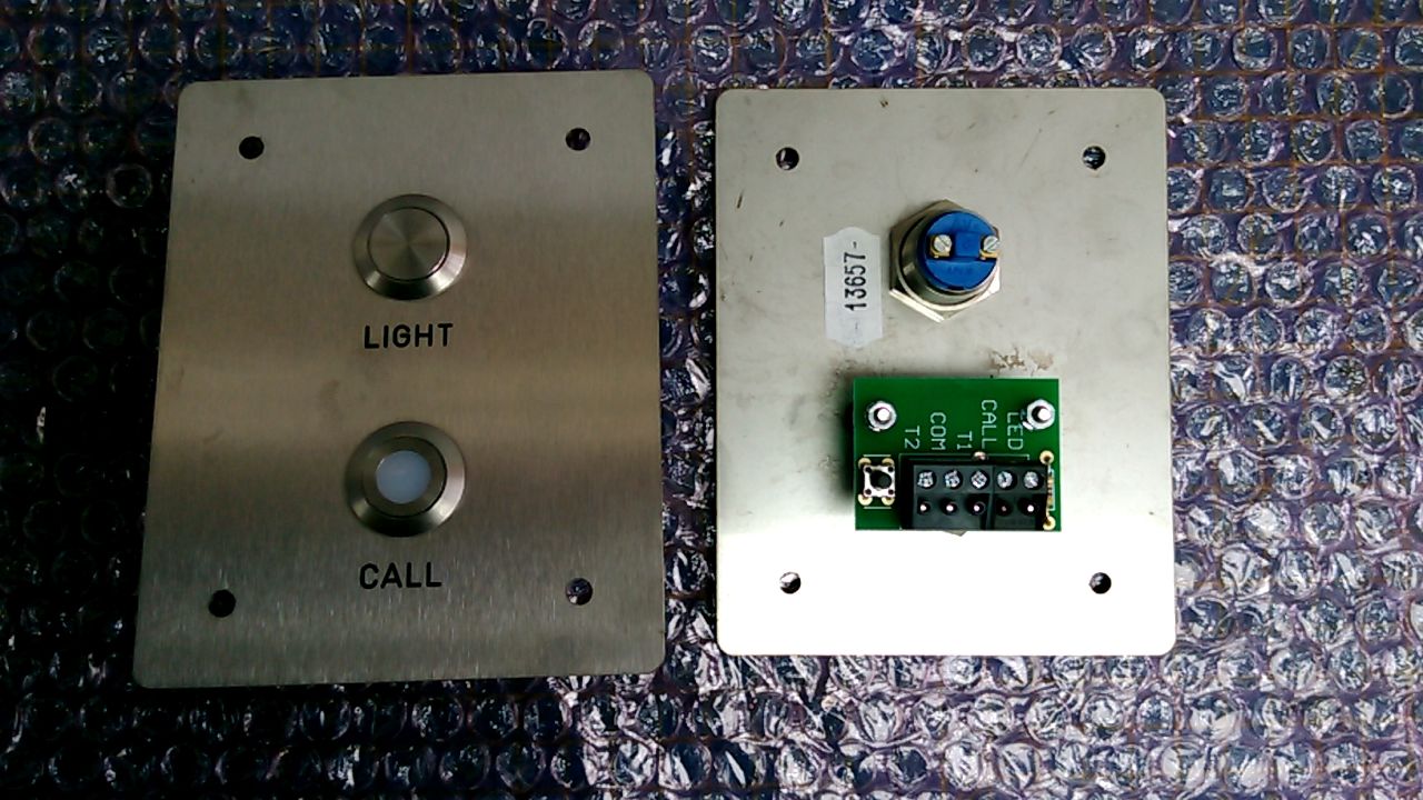 Electrotech L7013BAN203 Cell Call with Push Light