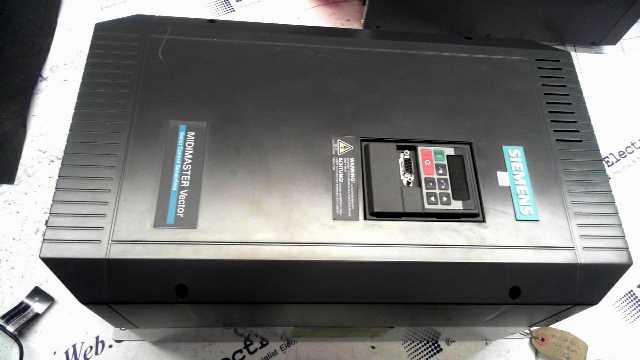 Siemens 6SE3221-7DG40 Midimaster