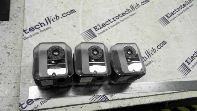 Krom Schroder DG50U-3 84447350 Pressure Switch