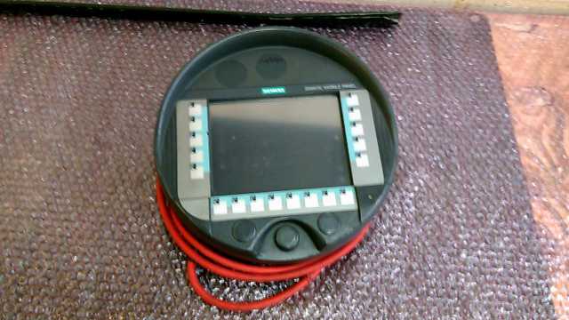 Siemens 6AV6 645-0CA01-0AX0 Mobile HMI`