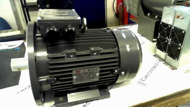 TEE QS FA 100L4B-41 H Motor