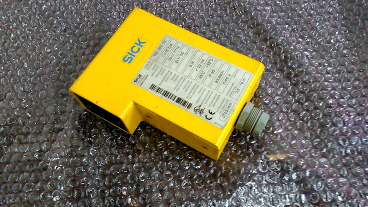 Sick WEU 26/2-132 Safety Beam Sensor