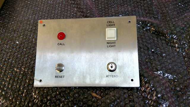 Electrotech L7022AN272S Single Switch c/w Attend