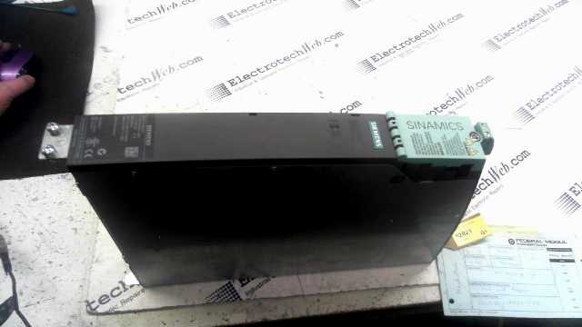 Siemens 6SL3130-6AE21-0AB1 Drive
