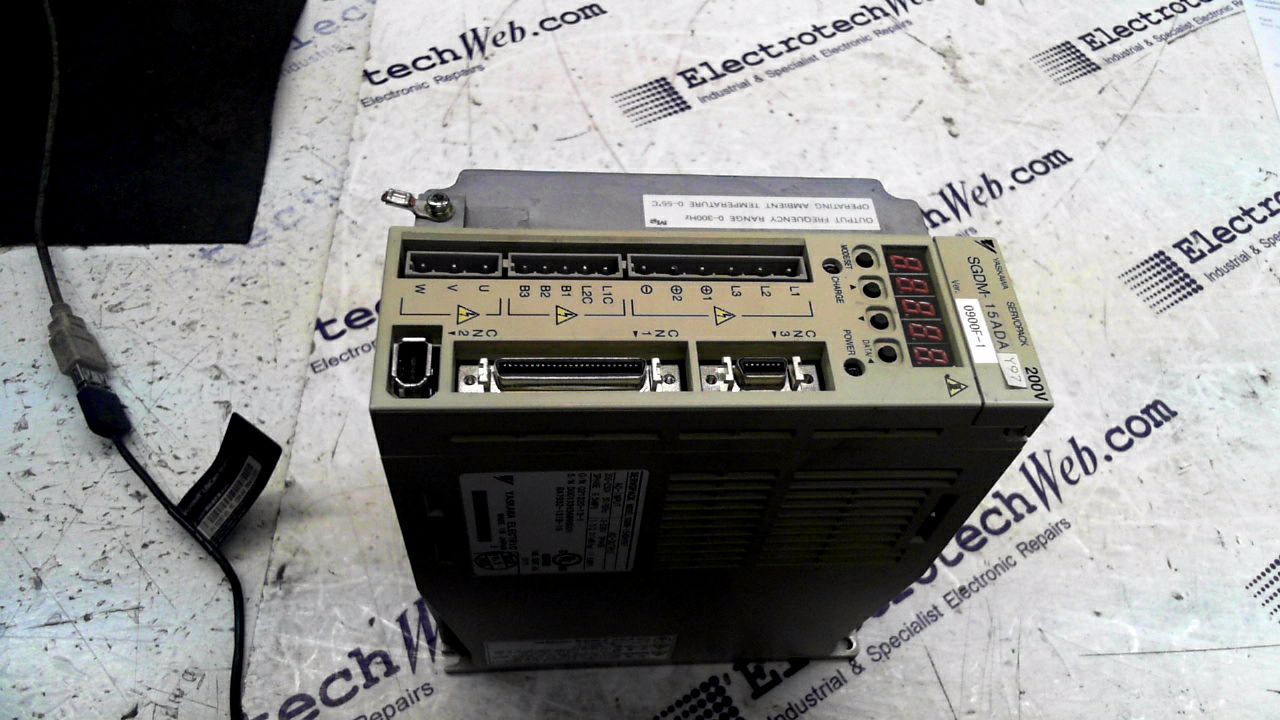 Yaskawa SGDH-15AE Servo Amplifier